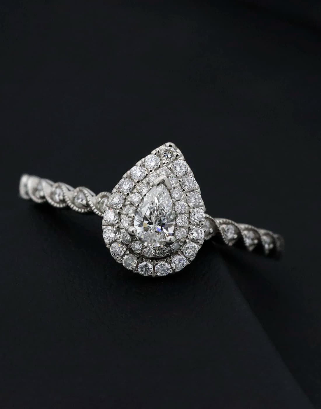 Apex Solitaire Diamond Stud